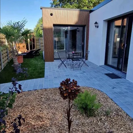 Escapade Romantique A Omer-espace Totalement Privatise Avec Terrasse