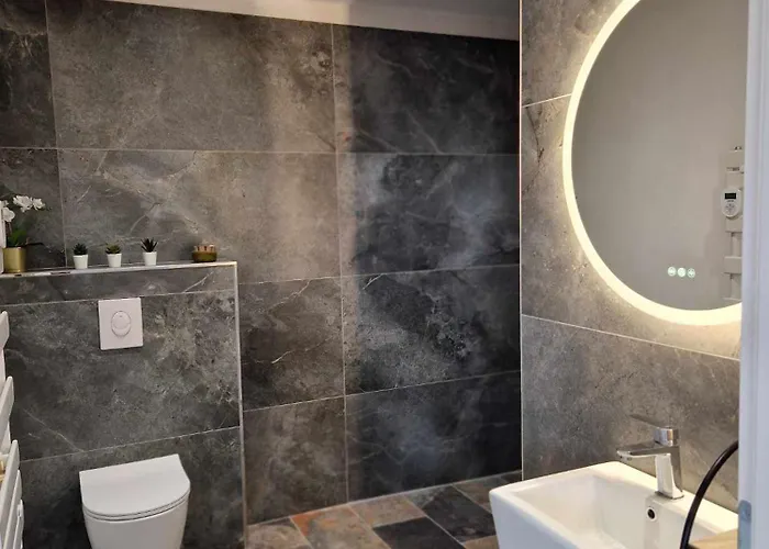 Escapade Romantique à Omer-espace Totalement Privatisé Avec Terrasse * Saint-Omer (Pas-de-Calais)