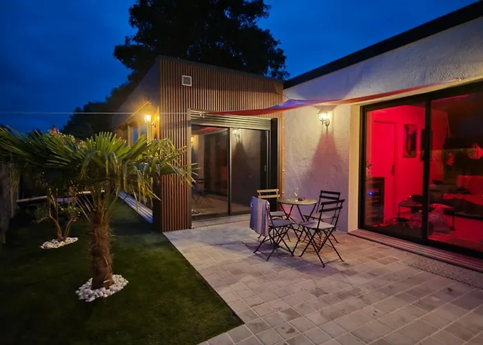 Escapade Romantique à Omer-espace Totalement Privatisé Avec Terrasse Hébergement de vacances Saint-Omer (Pas-de-Calais)