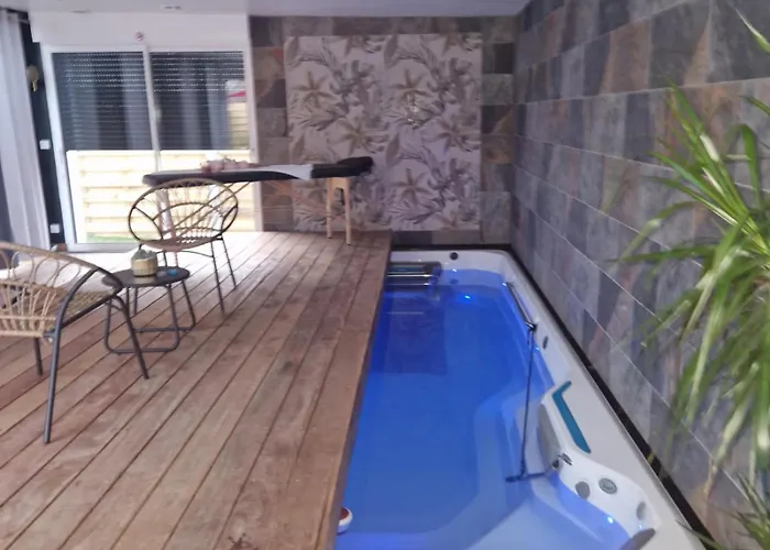 Hébergement de vacances Escapade Romantique à Omer-espace Totalement Privatisé Avec Terrasse Saint-Omer (Pas-de-Calais)